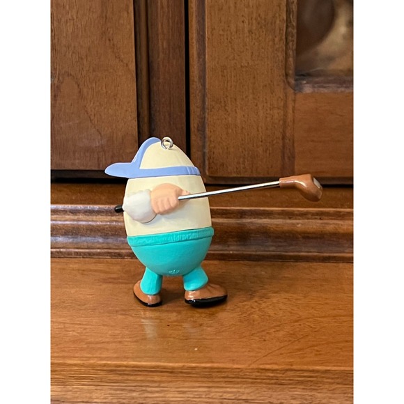 Vintage Hallmark Easter Eggs in Sports Ornament Easter Egg Ornaments Golfer - Picture 3 of 4